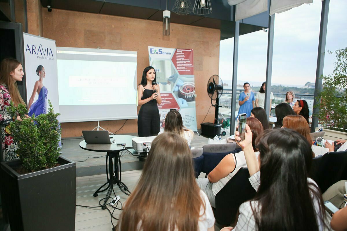 «Առողջությունը քո գեղեցկության գրավականն է» խորագրով սեմինար-բռանչը։