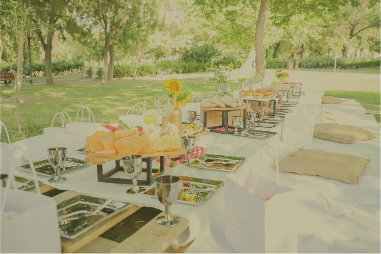 Մեր թիմը կազմակերպում է միջոցառումներ, դարձնելով դրանք առավել գեղեցիկ