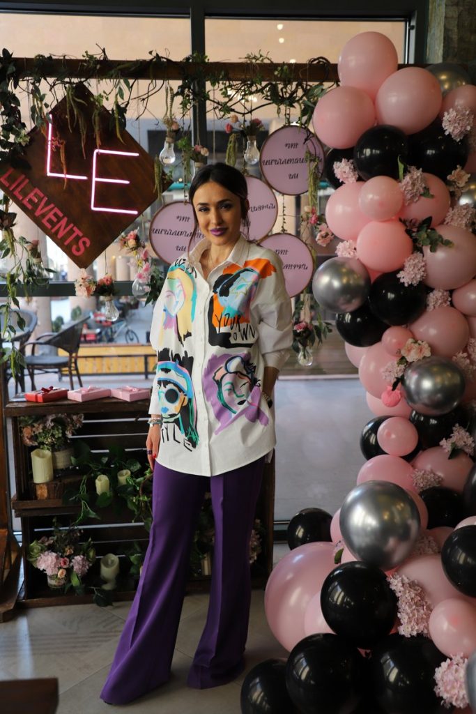 Դու ամենագեղեցիկն ես