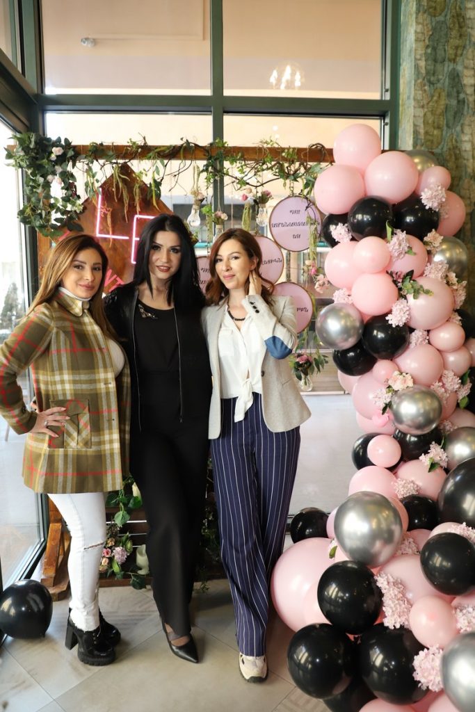 Դու ամենագեղեցիկն ես