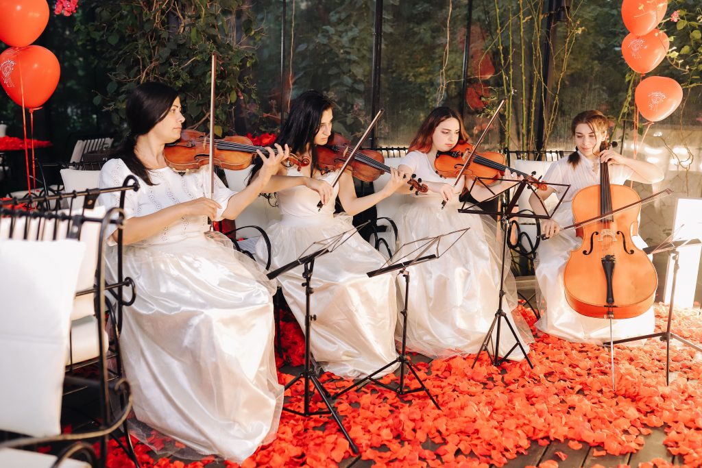 Գեղեցիկ զույգի ամուսնության առաջարկությունը