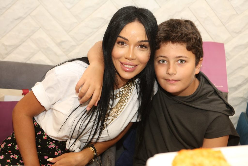 «Back to School» իվենթը «Cinabon» սրճարանում