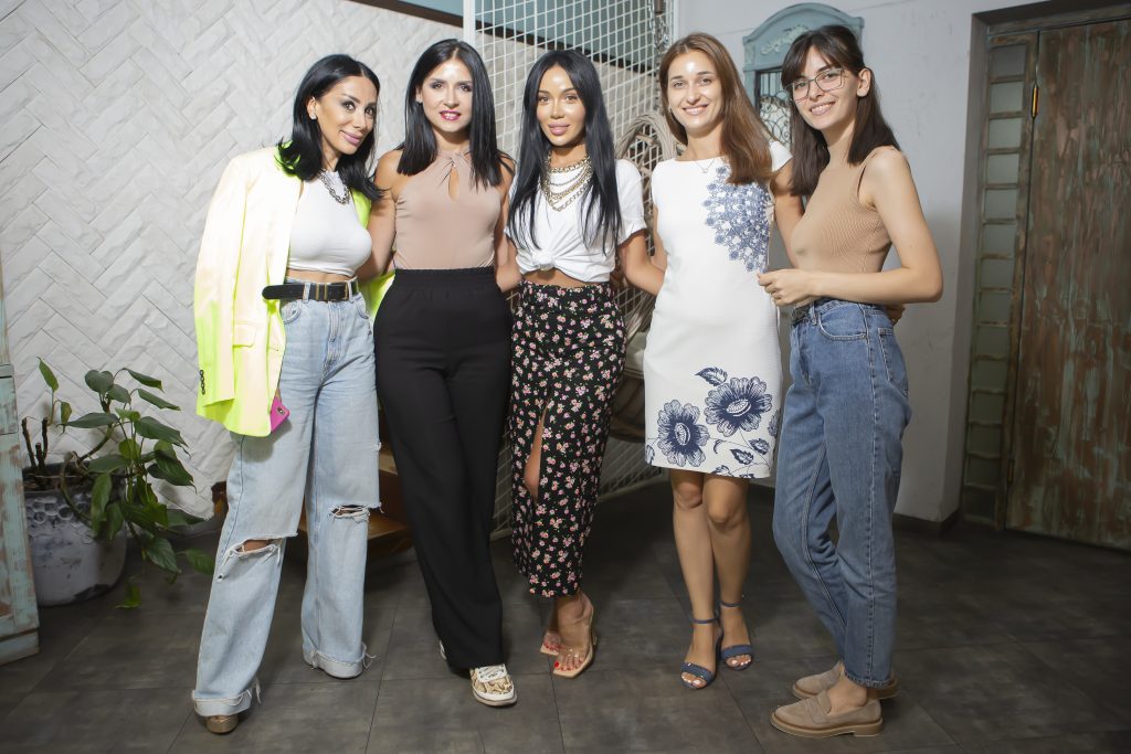 «Back to School» իվենթը «Cinabon» սրճարանում