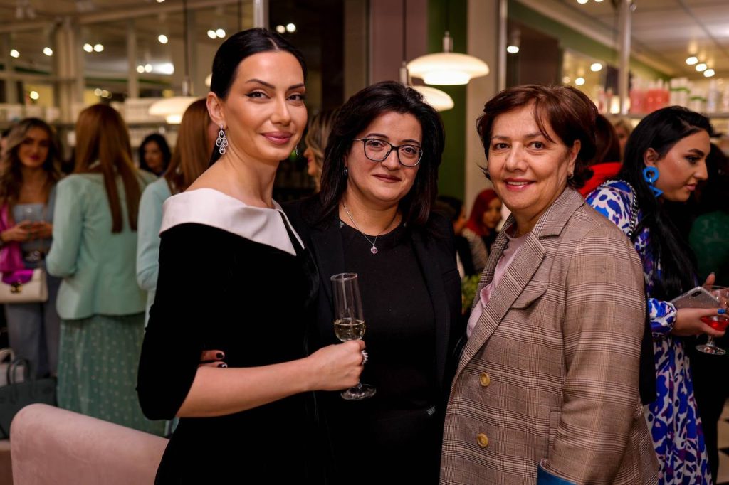 Cosmica գեղեցկության սրահի բացման արարողությունը