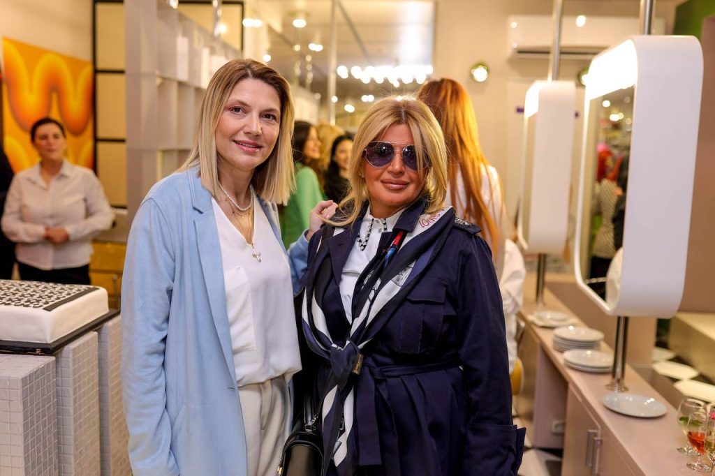 Cosmica գեղեցկության սրահի բացման արարողությունը