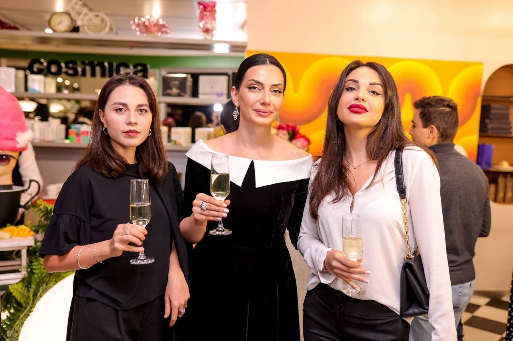 Cosmica գեղեցկության սրահի բացման արարողությունը