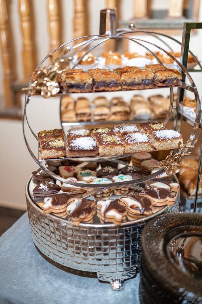 Հուլիսի 31-ին«Աինճար»արեւելյան քաղցրավենիքի խանութ -սրահի բացման արարողությունը