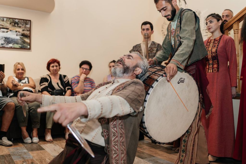 Հուլիսի 31-ին«Աինճար»արեւելյան քաղցրավենիքի խանութ -սրահի բացման արարողությունը