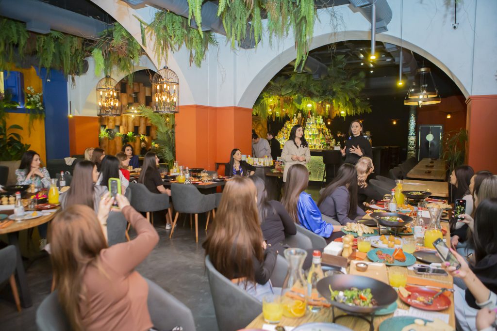 Lilevents-ի Health and Care խորագրով միջոցառումը կազմակերպված Las Culturas ռեստորանում