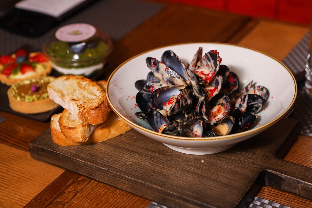 Motivation Talk խորագրով միջոցառումը կազմակերպված Yakitoria ռեստորանում