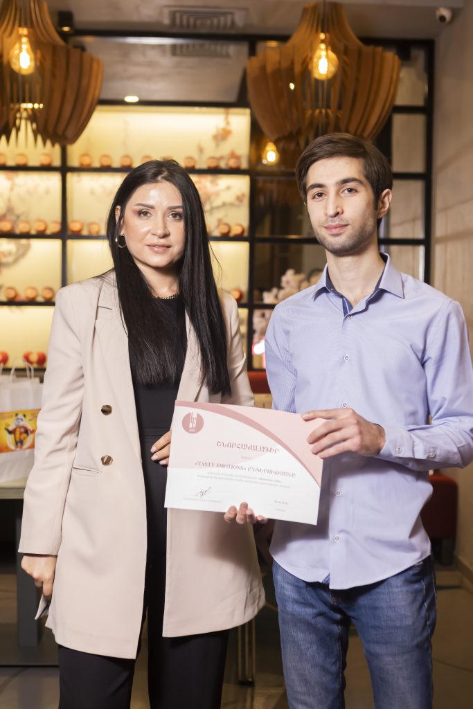 Motivation Talk խորագրով միջոցառումը կազմակերպված Yakitoria ռեստորանում