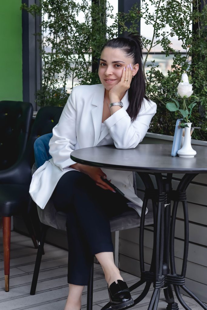 Դեմքի ֆիթնես Աննա Զուվեայի հետ միասին