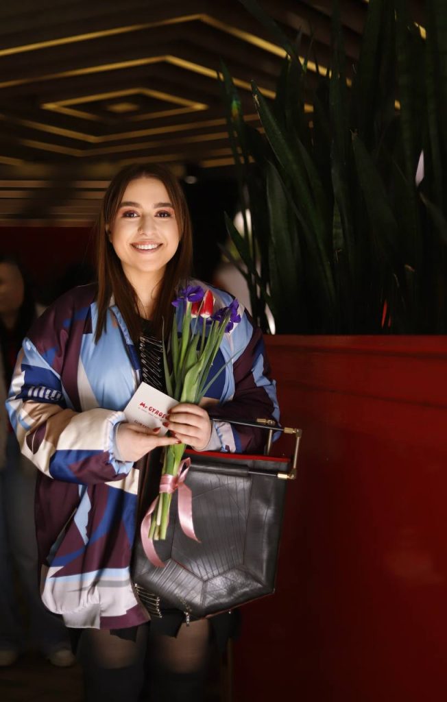 Mr Gyros-ի նոր առողջարար աղցանների մենյուի դեգուստացիա