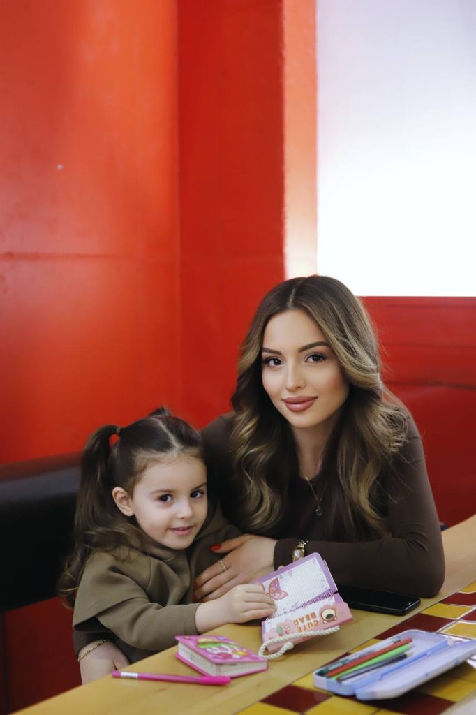 Mr Gyros-ի նոր առողջարար աղցանների մենյուի դեգուստացիա