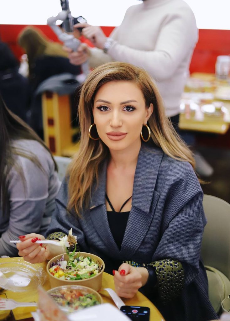 Mr Gyros-ի նոր առողջարար աղցանների մենյուի դեգուստացիա