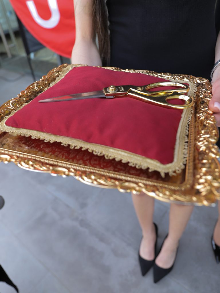 Original motors էլեկտրական մեքենաների խանութ սրահի բացման արարողությունը