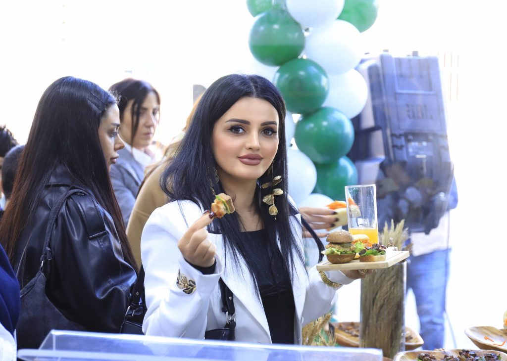 Զանգեզուր թռչնաֆաբրիկայի մասնագիտացված խանութ սրահի պաշտոնական բացման արարողությունը