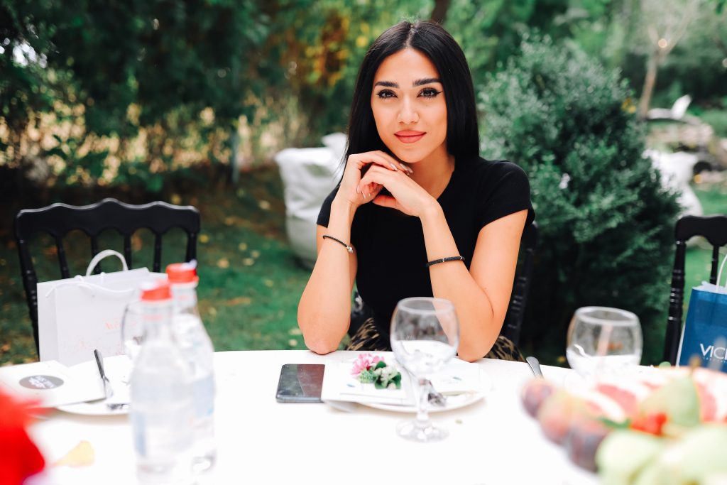 Հյուրեր