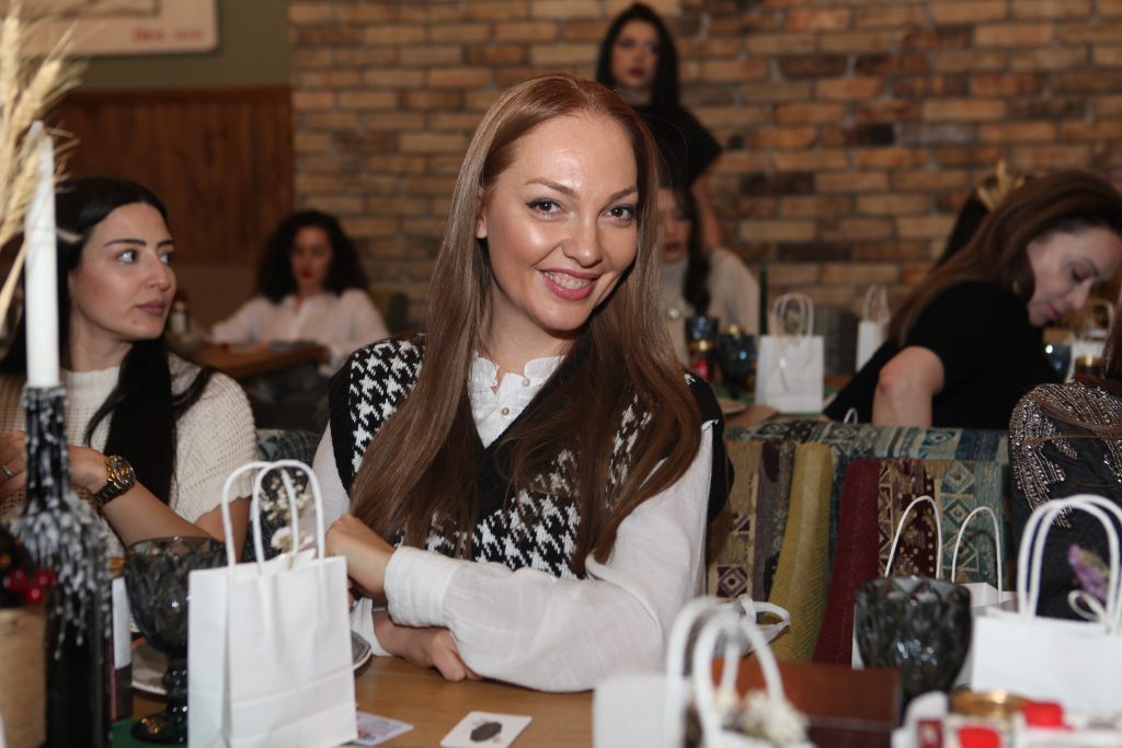 Հյուրեր