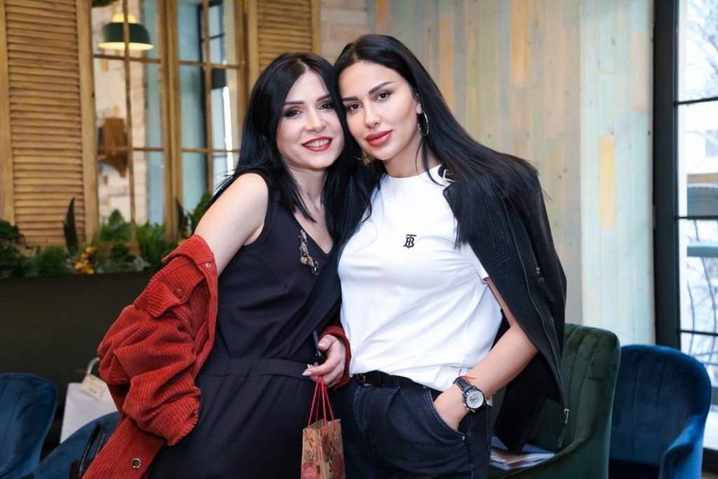 Հյուրեր