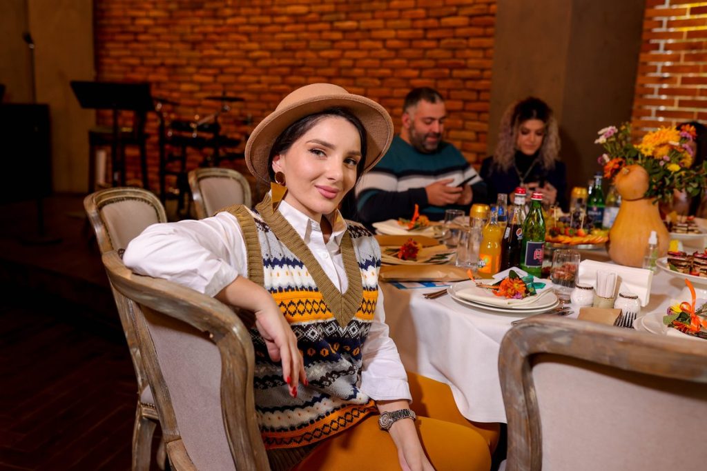 Հյուրեր